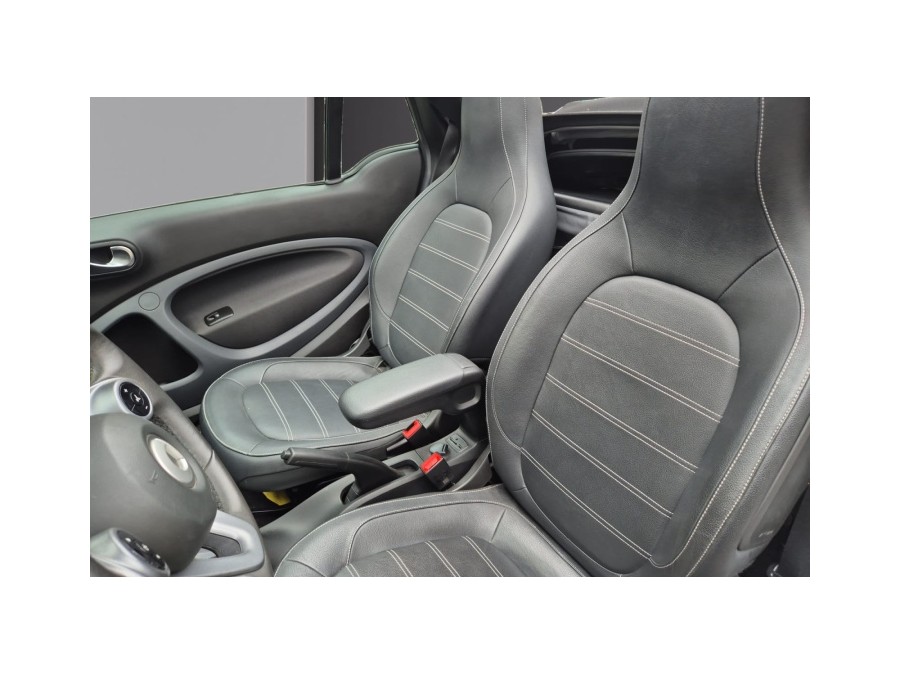 SMART d'occasion FORTWO 0.9 90 PERFECT BA de 2017 Paris 17 (75)﻿