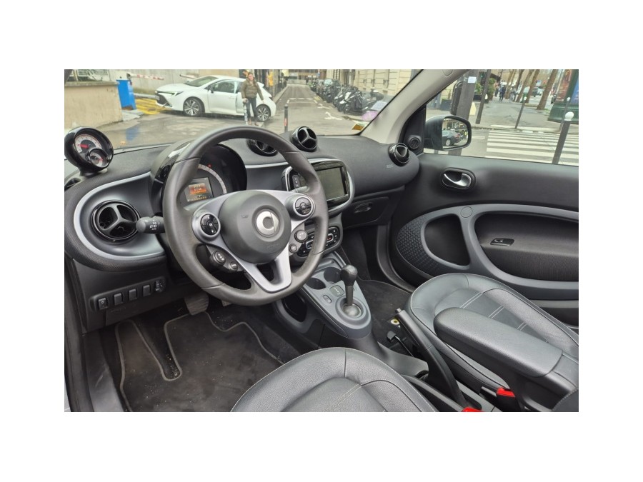SMART d'occasion FORTWO 0.9 90 PERFECT BA de 2017 Paris 17 (75)﻿