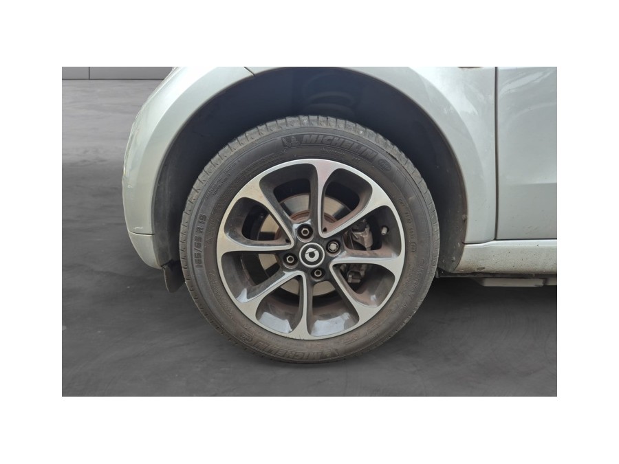 SMART d'occasion FORTWO 0.9 90 PERFECT BA de 2017 Paris 17 (75)﻿