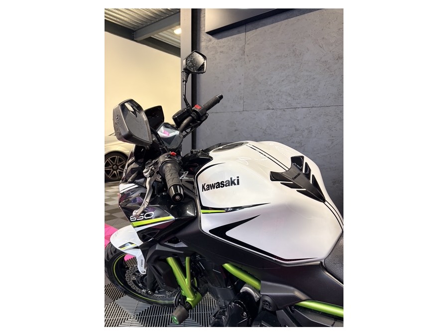 KAWASAKI d'occasion Z650 Kawazaki Z650 de 2020 Genevois (74)﻿