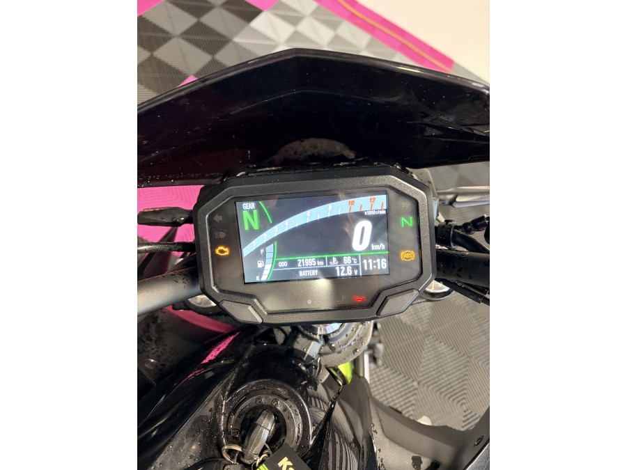 KAWASAKI d'occasion Z650 Kawazaki Z650 de 2020 Genevois (74)﻿