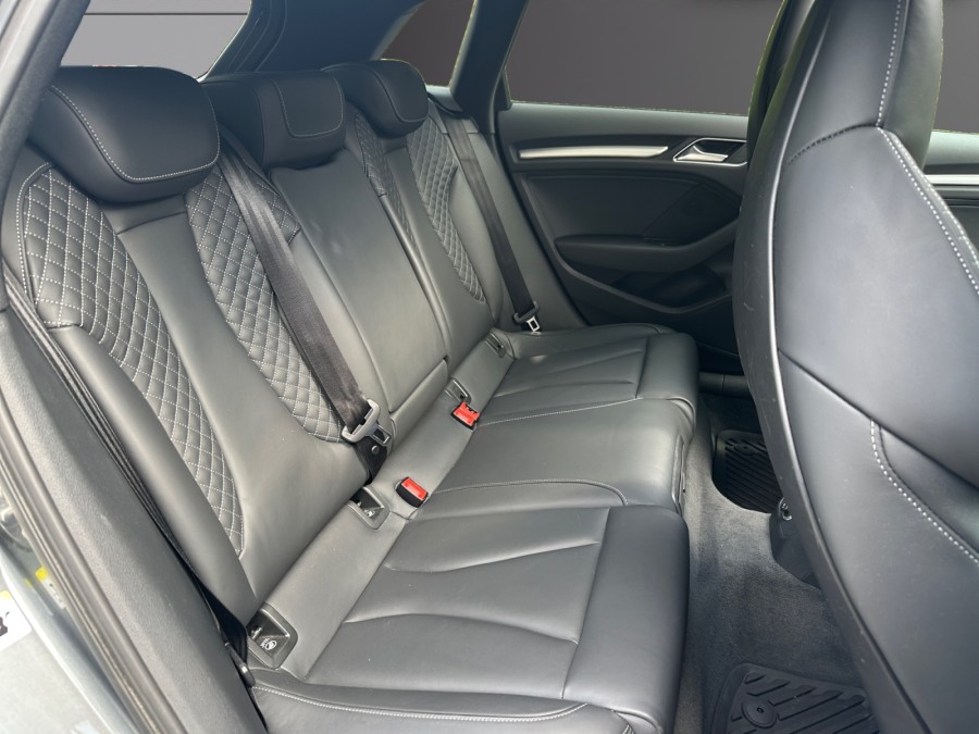 AUDI d'occasion A3 40 TDI 184 QUATTRO S TRONIC S LINE de 2020 Vienne