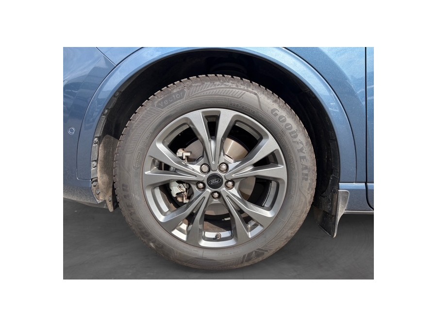 FORD d'occasion KUGA 2.5 DURATEC 190 FLEXIFUEL FHEV ST-LINE