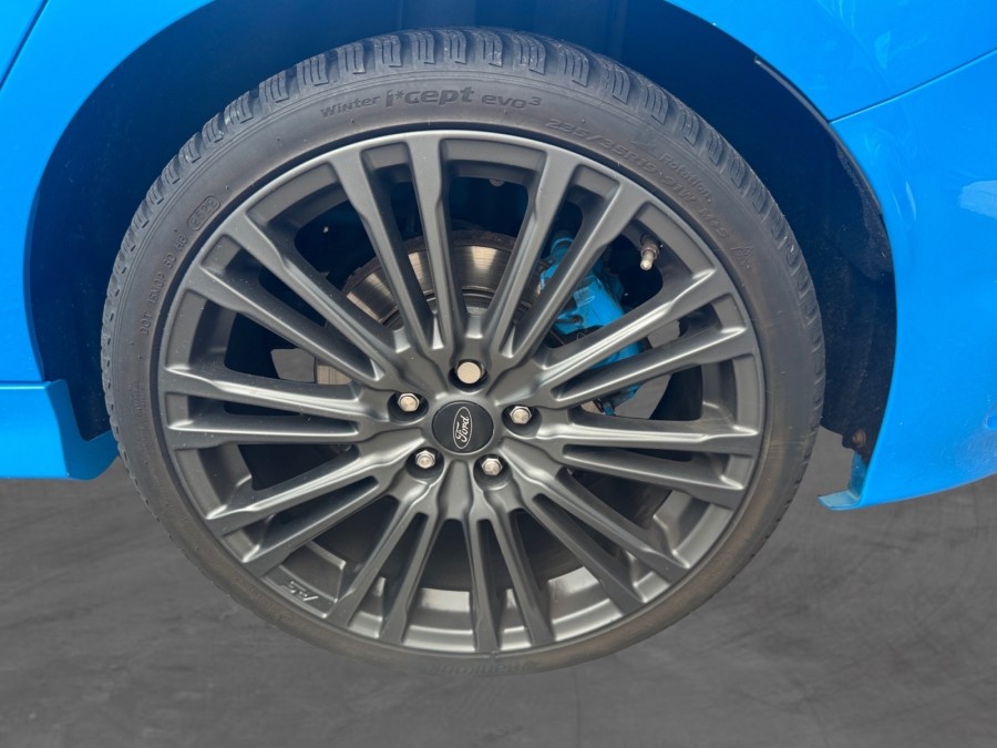 FORD d'occasion FOCUS 2.3 EcoBoost 350ch Stop&Start RS de 2017 Vernon