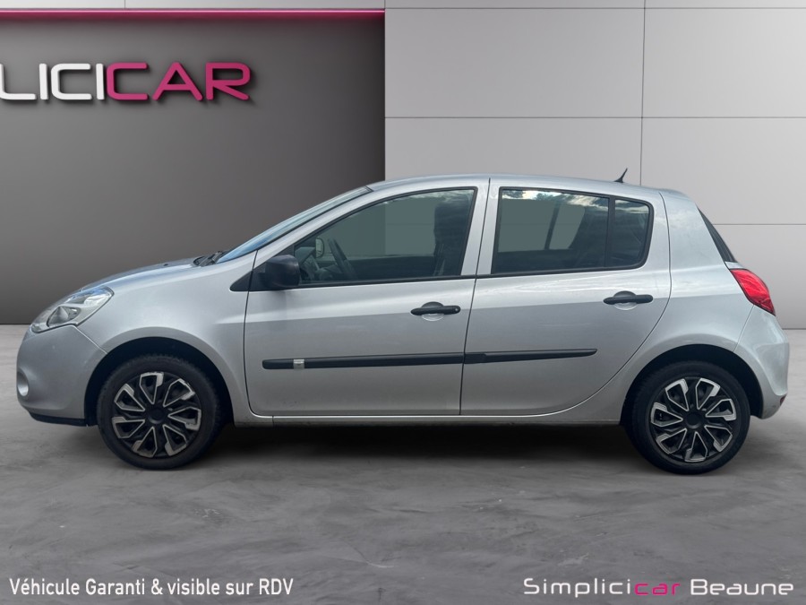 RENAULT d'occasion CLIO III 1.2 16V de 2010 Beaune (21)﻿
