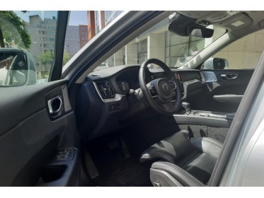 Volvo xc60 t5 awd 250 ch geartronic 8 inscription luxe occasion montreuil (porte de vincennes)(75) simplicicar simplicibike...