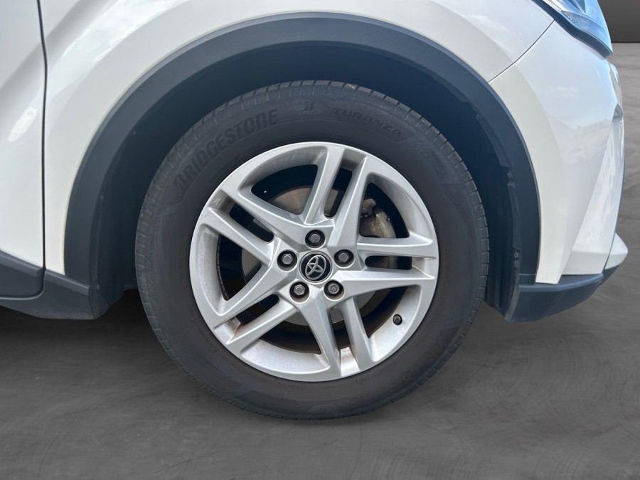 TOYOTA d'occasion CHR 1.8 HYBRIDE 122H DYNAMIC BUSINESS de 2022