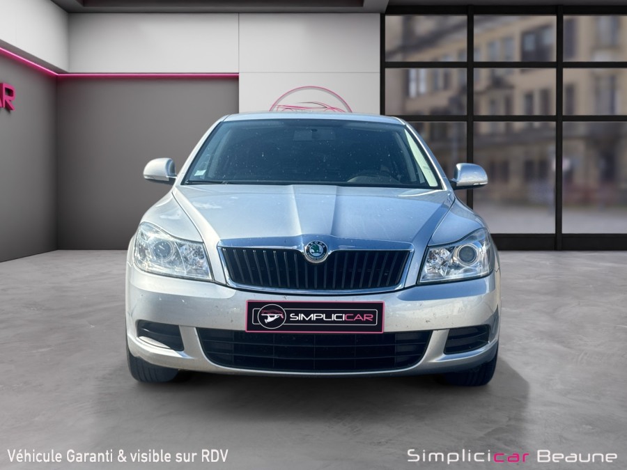 SKODA d'occasion OCTAVIA II 1.6 TDI CR 105 FAP BUSINESS DSG AUTO de