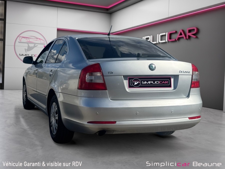 SKODA d'occasion OCTAVIA II 1.6 TDI CR 105 FAP BUSINESS DSG AUTO de