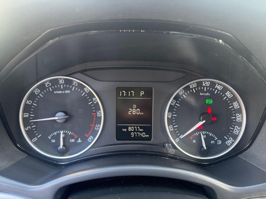 SKODA d'occasion OCTAVIA II 1.6 TDI CR 105 FAP BUSINESS DSG AUTO de