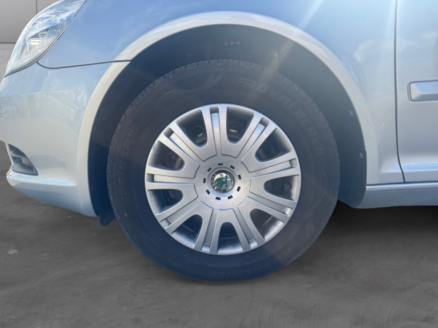 SKODA d'occasion OCTAVIA II 1.6 TDI CR 105 FAP BUSINESS DSG AUTO de