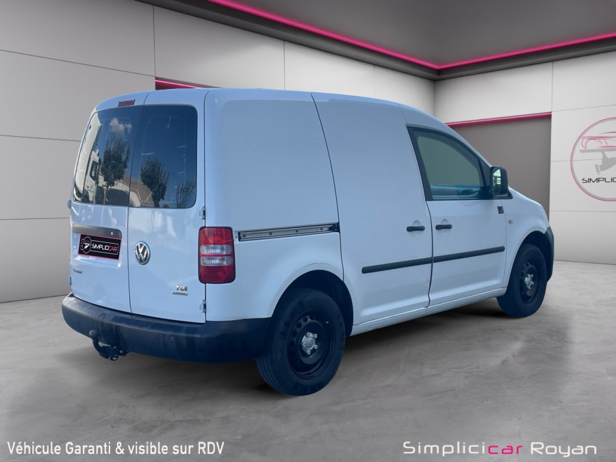 VOLKSWAGEN d'occasion CADDY 1.6 TDI 102 BUSINESS de 2013 Royan (17)﻿