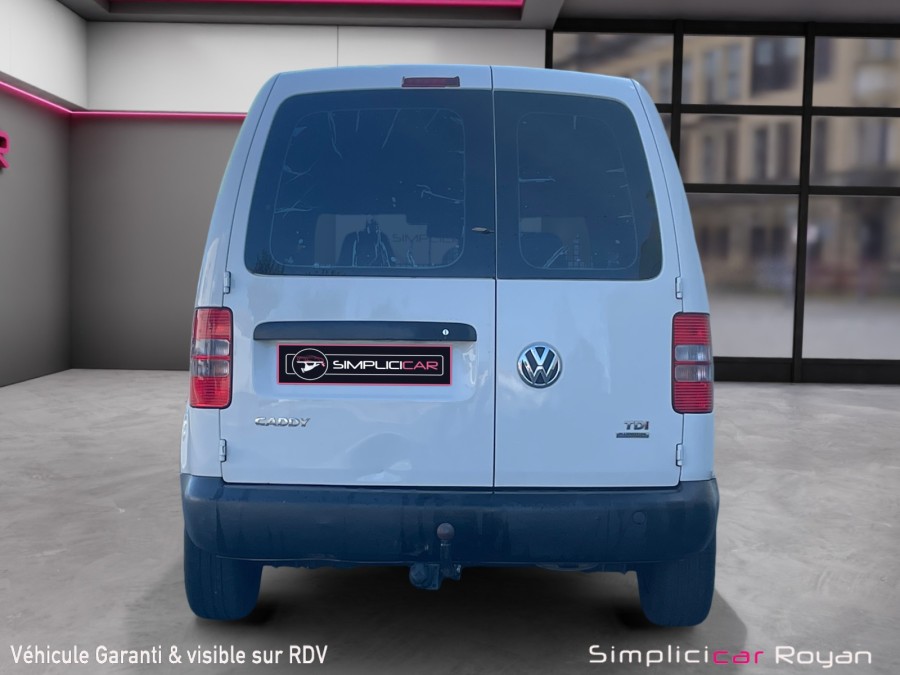 VOLKSWAGEN d'occasion CADDY 1.6 TDI 102 BUSINESS de 2013 Royan (17)﻿