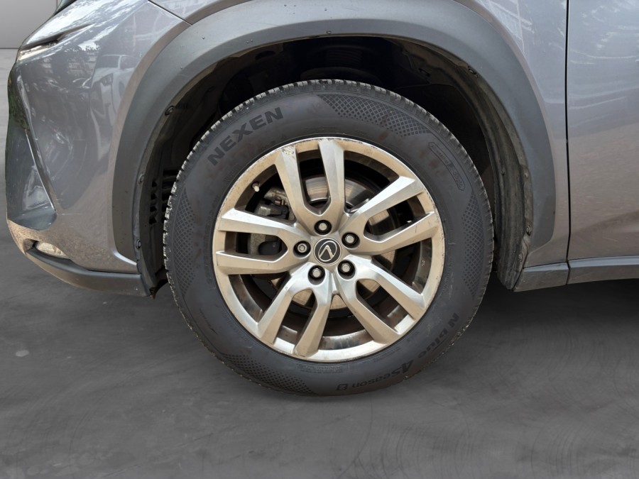 LEXUS d'occasion NX 300h 4WD Luxe Euro6d-T de 2019 Orgeval Verneuil