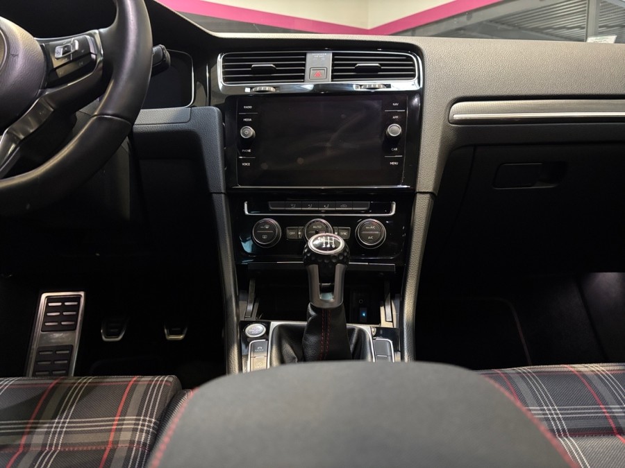 VOLKSWAGEN d'occasion GOLF VII 2 TSI 245 GTI PERFORMANCE de 2018 Le