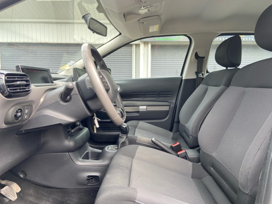 CITROEN d'occasion C4 1.6 BLUE HDI 100 RIP CURL de 2017 Brest (29)﻿