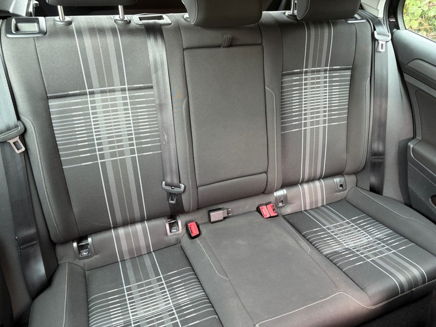 VOLKSWAGEN d'occasion GOLF 1.6 TDI 110 LOUNDE de 2016 Brest (29)﻿