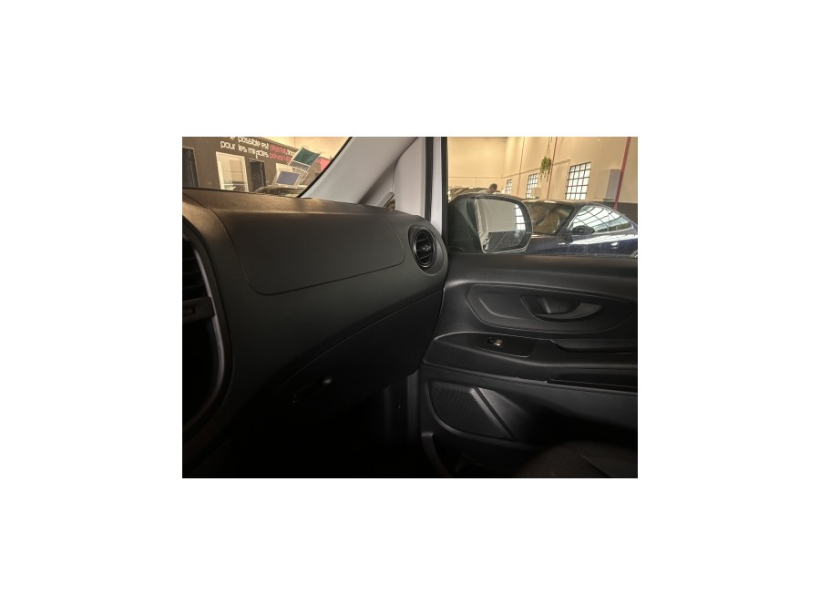 MERCEDES d'occasion VITO TOURER 114 CDI EXTRA LONG de 2020 Aix Les