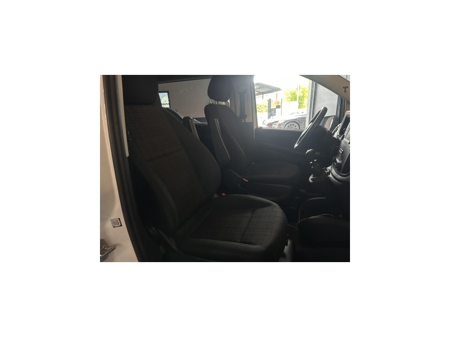 MERCEDES d'occasion VITO TOURER 114 CDI EXTRA LONG de 2020 Aix Les