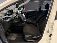 PEUGEOT d'occasion 208 AFFAIRE 1.5 BLUE HDI 100 PREMIUM PACK de 2020