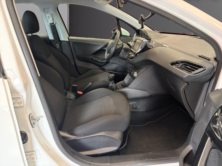 PEUGEOT d'occasion 208 AFFAIRE 1.5 BLUE HDI 100 PREMIUM PACK de 2020