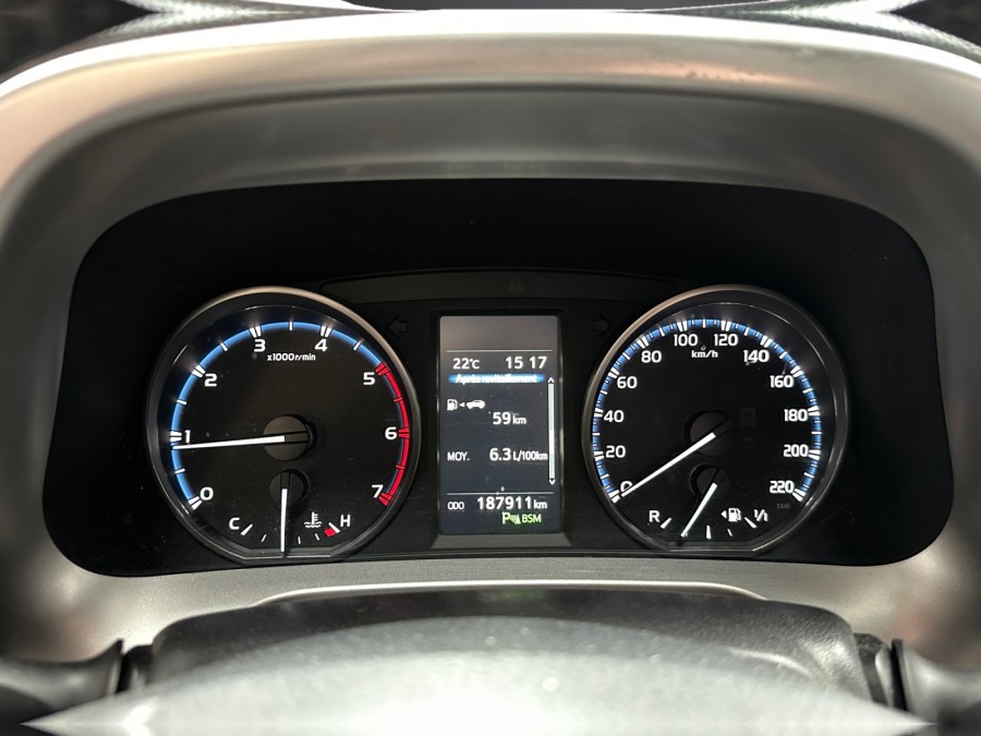 TOYOTA d'occasion RAV4 2 143 D4D 2WD DESIGN de 2016 Lorient (56)﻿