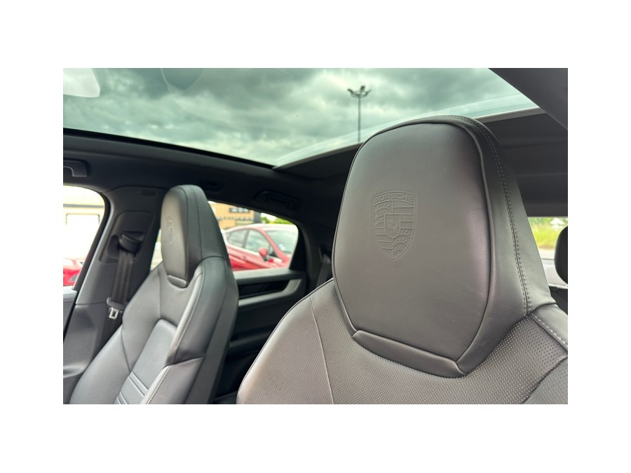 PORSCHE d'occasion CAYENNE 3.0 V6 470ch E-Hybrid de 2024 Compiègne