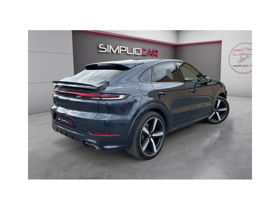 PORSCHE d'occasion CAYENNE 3.0 V6 470ch E-Hybrid de 2024 Compiègne