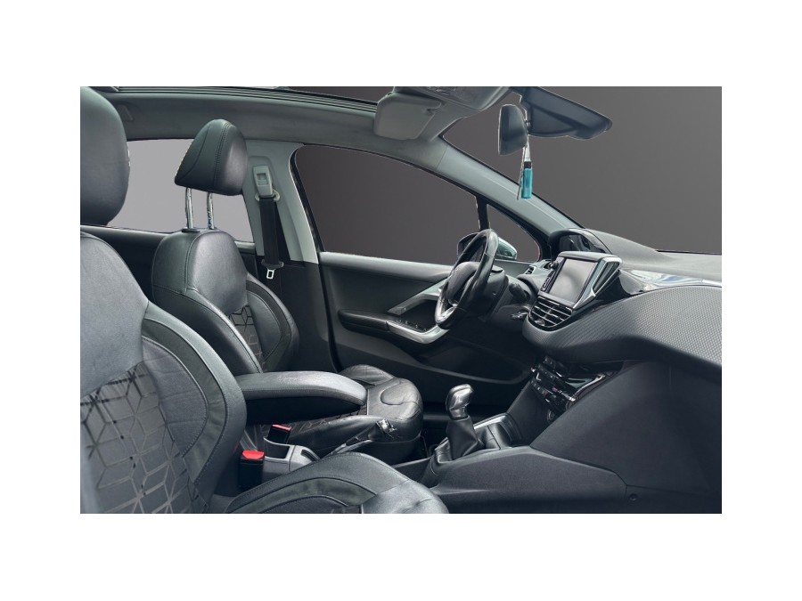 PEUGEOT d'occasion 208 1.6 BlueHDi 100ch Féline 5p de 2016 Compiègne
