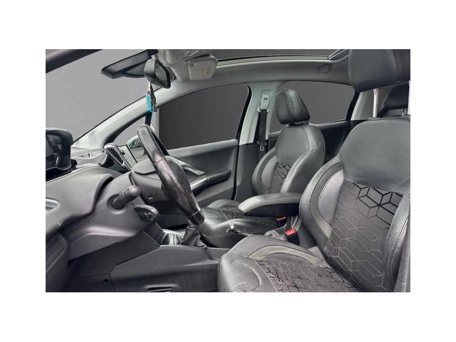 PEUGEOT d'occasion 208 1.6 BlueHDi 100ch Féline 5p de 2016 Compiègne