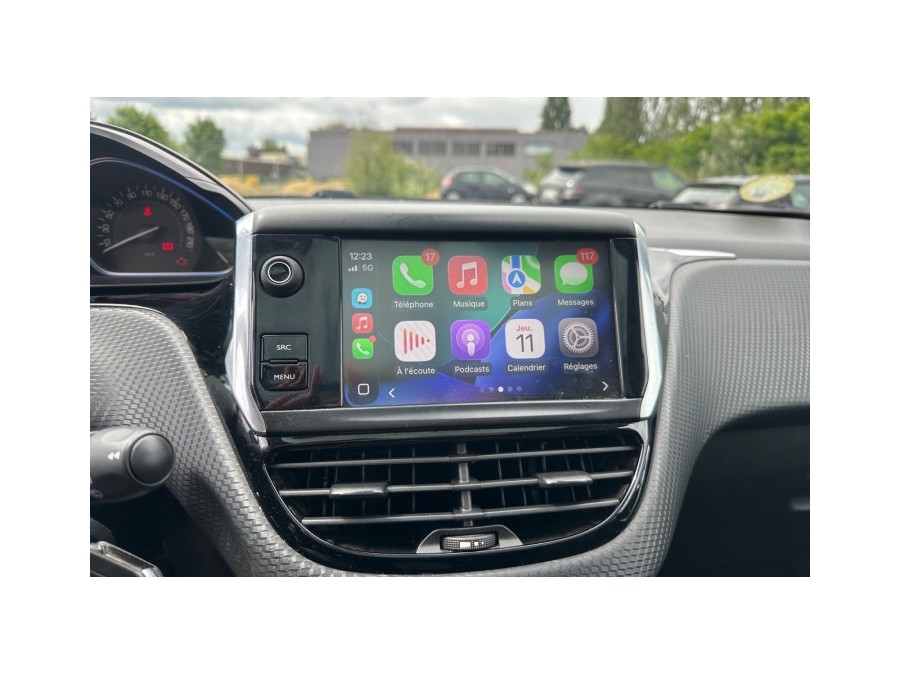 PEUGEOT d'occasion 208 1.6 BlueHDi 100ch Féline 5p de 2016 Compiègne