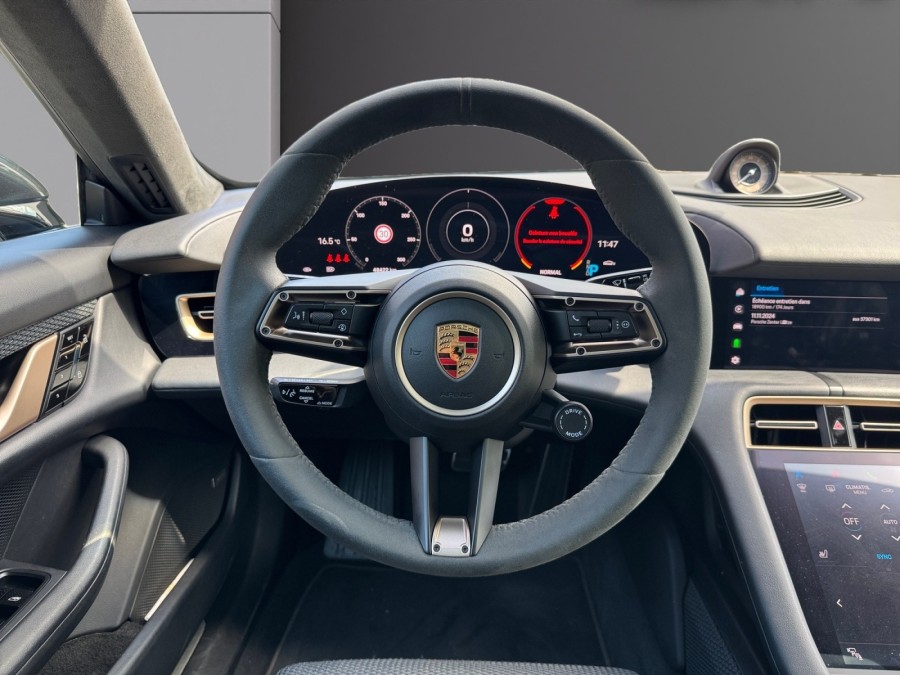 PORSCHE d'occasion TAYCAN TURBO de 2020 Montreuil (93)﻿