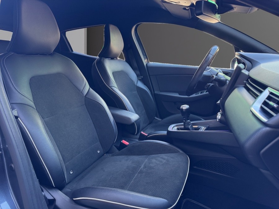RENAULT d'occasion CLIO 1.0 TCE 100 intens de 2020 Nord Isère (38)﻿