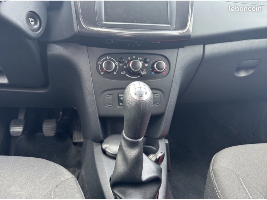 DACIA d'occasion SANDERO 1.5 BLUE DCI 75 ESSENTIEL de 2019 Vernon