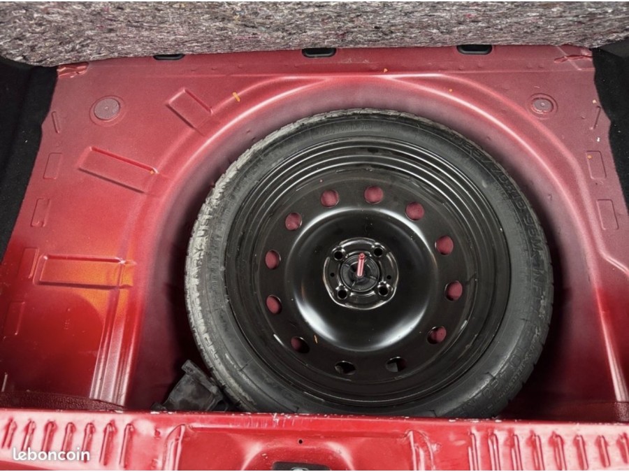 DACIA d'occasion SANDERO 1.5 BLUE DCI 75 ESSENTIEL de 2019 Vernon