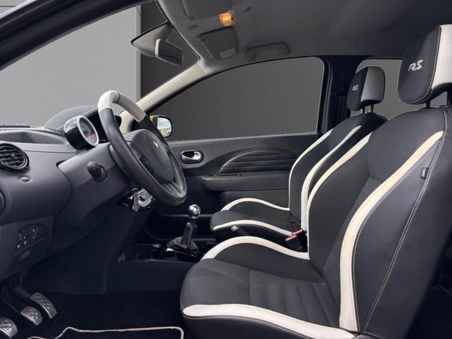 RENAULT d'occasion TWINGO II 1.6 16V 133 RENAULT SPORT de 2013 Reims