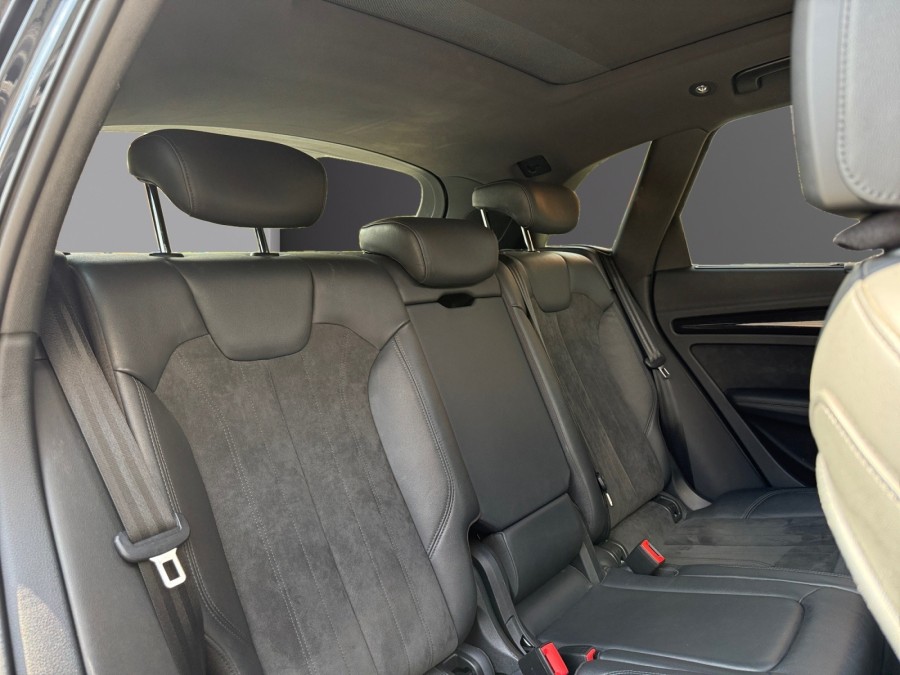 AUDI d'occasion Q5 40 TDI 204 QUATTRO S TRONIC AUTO de 2020 Montreuil