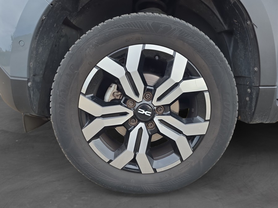 DACIA d'occasion DUSTER 1.5 Blue dCi 115ch  Journey 4x4 de 2023 Vichy