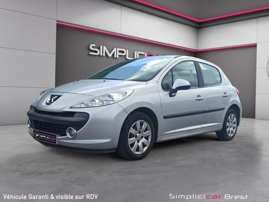 PEUGEOT d'occasion 207 1.4 VTI 95 STYLE de 2008 Brest (29)﻿