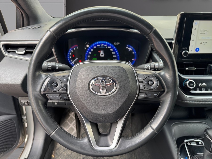 TOYOTA d'occasion COROLLA 1.8 122H DESIGN TOURING SPORTS AUTO de 2022