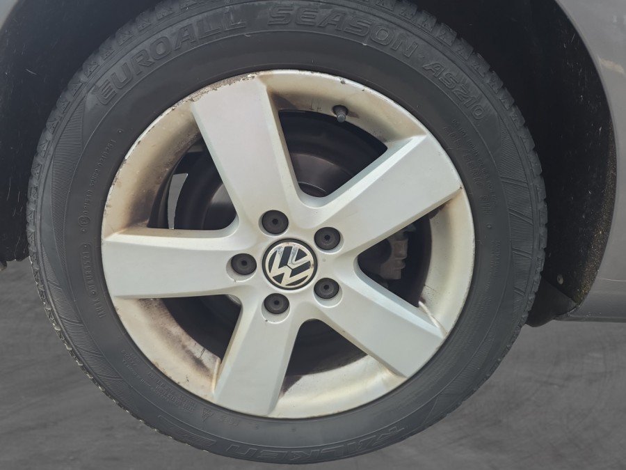 VOLKSWAGEN d'occasion GOLF 1.6 TDI 105 FAP BlueMotion Confortline 5p