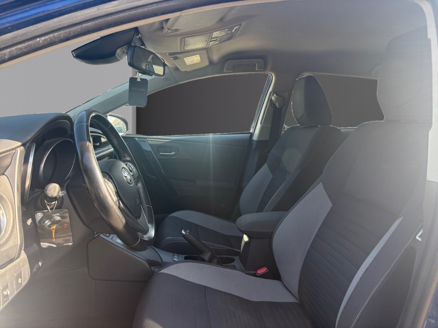 TOYOTA d'occasion AURIS II 1.8 136H DYNAMIC AUTO de 2016 Lyon Nord