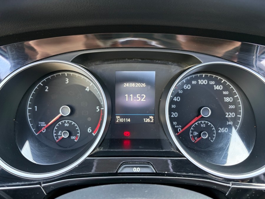 VOLKSWAGEN d'occasion TOURAN III 1.6 TDI 115 R-LINE DSG AUTO de 2016