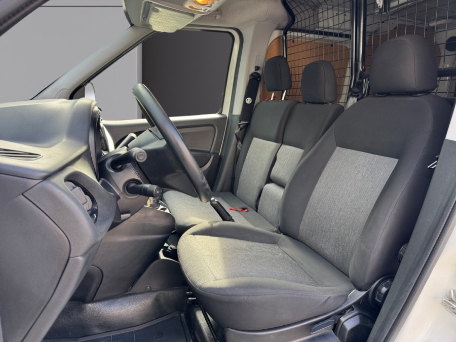 FIAT d'occasion DOBLO 1.3 JTD de 2018 Narbonne (11)﻿