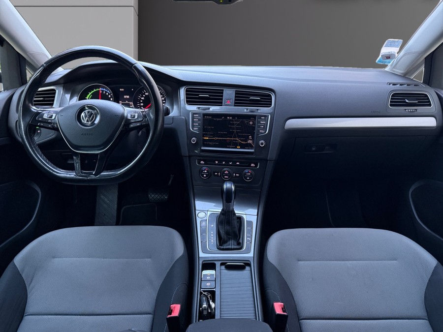 VOLKSWAGEN d'occasion GOLF VOLKSWAGEN E-GOLF 116Ch ELECTRIQUE de 2016