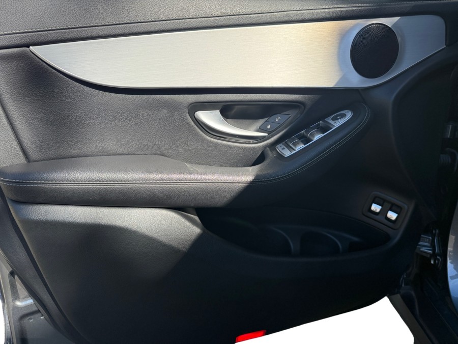 MERCEDES d'occasion GLC 300E EQ POWER 4MATIC AMG LINE BA de 2021