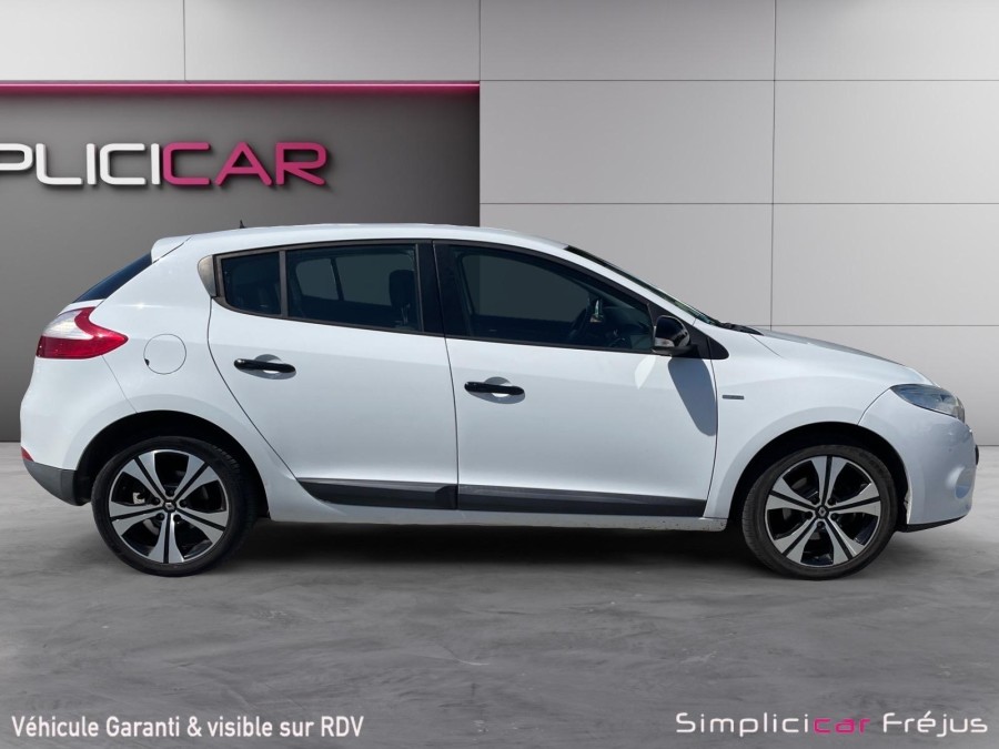 RENAULT d'occasion MEGANE III 1.5 DCI 110 FAP AUTHENTIQUE de 2011