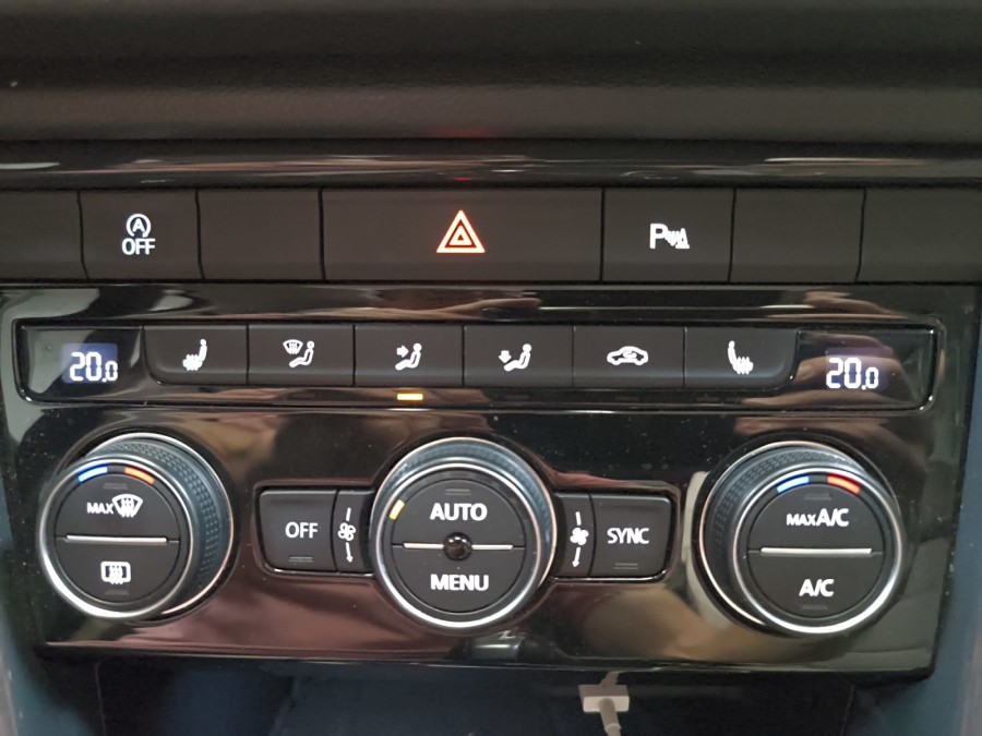 VOLKSWAGEN d'occasion T-ROC T-ROC 1.5 TSI 150 DSG7 CARAT EXCLUSIVE de