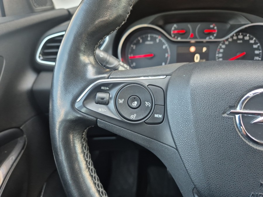 OPEL d'occasion GRANDLAND X 1.6 TURBO 180 DESIGN LINE BA de 2021