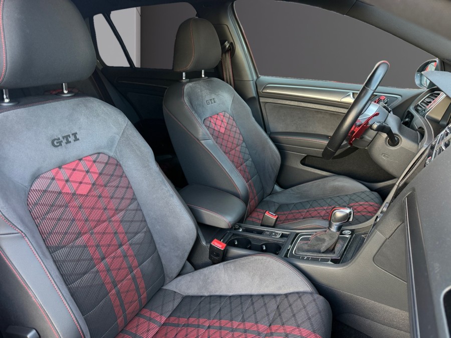 VOLKSWAGEN d'occasion GOLF 2.0 TSI 290 GTI TCR de 2019 Andrezieux